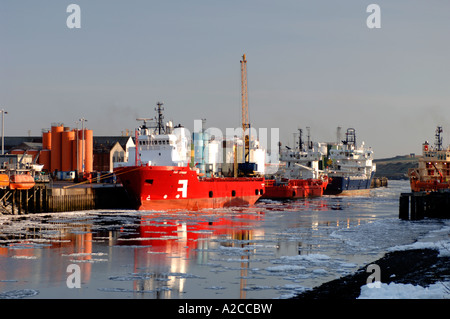 Ice Floes on the River Dee in Aberdeen Harbour at the edge of the North Sea. Grampiam Region. Scotland.  XPL 4366-411 Stock Photo