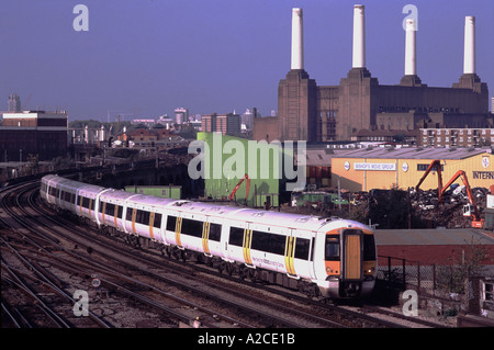Class 375 Electrostar communter train near Wandsworth Road in London Stock Photo