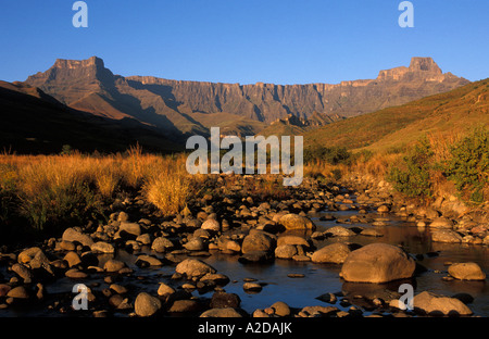 the amphitheatre wall, Royal Natal National Park Ukhahlamba Drakensberg ...