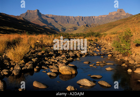 the amphitheatre wall Royal Natal National Park Ukhahlamba Drakensberg ...