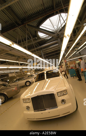 Inside the Rolls Royce factory at Goodwood West Sussex Picture by Andrew Hasson May 12th 2004 Stock Photo