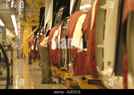 Inside the Rolls Royce factory at Goodwood West Sussex Picture by Andrew Hasson May 12th 2004 Stock Photo