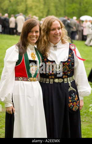 Norwegian women in national costume Stock Photo: 3704262 - Alamy