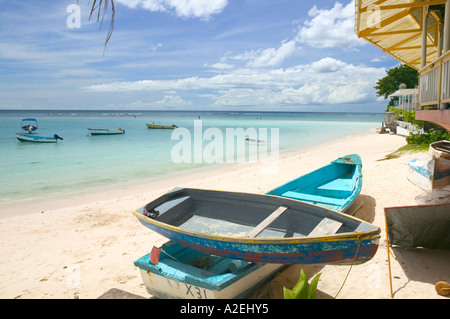 BARBADOS, St. Lawrence Gap, Small Boats, Little Bay Stock Photo