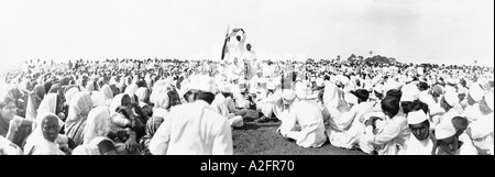Mahatma Gandhi addressing a meeting at Bharathan Surat Gujarat India April 1930 old vintage 1900s picture Stock Photo