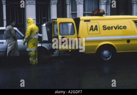 AA rescue van, AA rescue man, AA car repair, AA roadside assistance ...