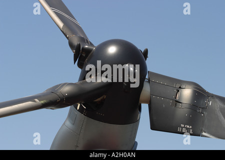 Boeing MV-22 Osprey tilt rotor propeller aircraft of the USMC Stock Photo