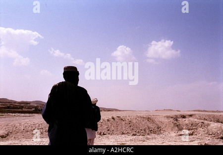 Muslim men at prayer, Salah Muslim Prayer in Umayyad 