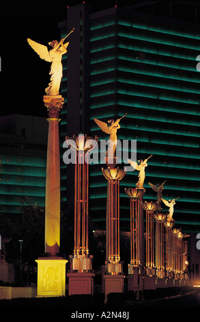 Columns and sculptures Stock Photo - Alamy