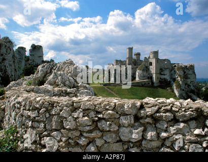 Castle Poland Ogrodzieniec Ruins of XVI century castle build of limestone on Krakow-Chestochowa Upland Stock Photo