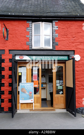 Black Lion Hotel pub with attached community Post Office at Pontrhydfendigaid Ceredigion Mid Wales UK Stock Photo