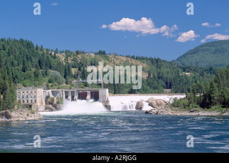 The Lower Bonnington Dam on the Kootenay River near Nelson in the Kootenay Region of British Columbia Canada Stock Photo