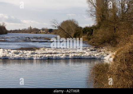 The Severn tidal Bore on the River Severn at Minsterworth, Gloucestershire, UK Stock Photo