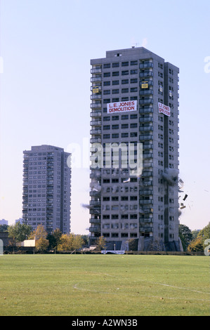 Tower Block Hackney Tower block in Hackney London Stock Photo - Alamy