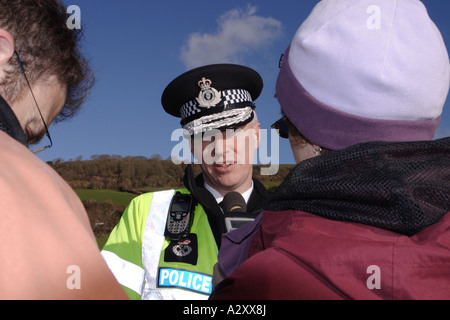 Chief Constable Stephen Otter of the Devon and Cornwall Constabulary faces the press at Branscombe beach Devon January 2007 Stock Photo