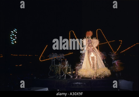 Singer and dancer at the Tropicana nightclub Havana, Cuba Stock Photo