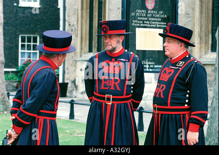 Yeoman Warders of the Tower - London Stock Photo - Alamy