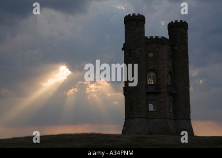Broadway Tower and dramatic sky on the Cotswold Way, Worcestershire, UK Stock Photo