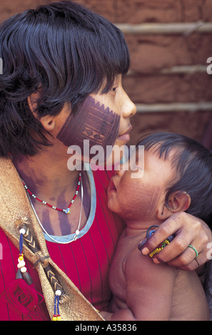 Kayapo mother and child Stock Photo