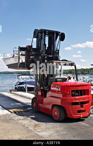 WISCONSIN Fontana Small town marina on Lake Geneva popular vacation destination boating boat lift on wheels Stock Photo