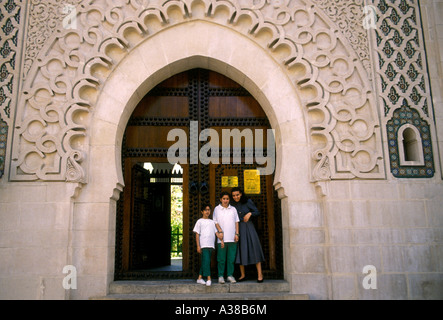 people, tourists, visitors, visiting, Mosque of Paris, La Mosquee du Paris, Rue Daubenton, Paris, Ile-de-France, France, Europe Stock Photo