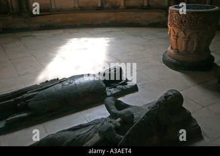 The effigies of Templar Knights from the 13 century in Temple Church London Stock Photo