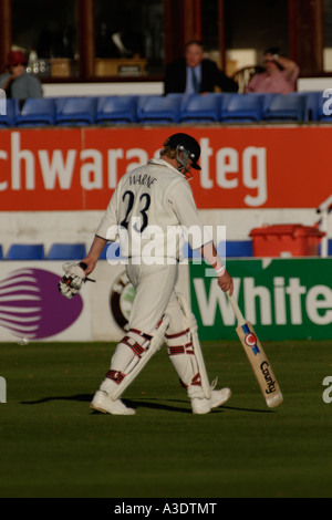 AUSTRALIAN CRICKETER SHANE WARNE LEAVES THE FIELD AFTER BEING GIVEN OUT Stock Photo