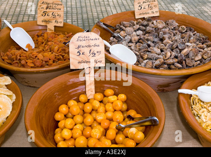 Tangerines and dried fruits on the weekly market of Felantix, Majorca, Balearic Islands, Spain Stock Photo