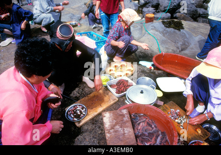 Chejudo cheju island south korea south korea asia asian oriental travel lifestyle destination holiday dive diving woman fishing Stock Photo