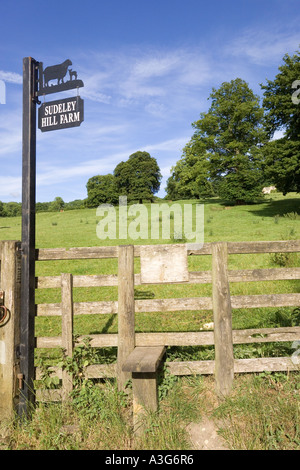 Stile on a public footpath beside Sudeley Hill Farm in the Cotswolds near Winchcombe Gloucestershire Stock Photo