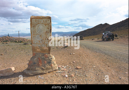 Mountainous pass near Khovd aimak (province center). Khovd  aimag (province). Mongolia Stock Photo