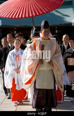 Shinto Priest, wedding ceremony, Tokyo, Japan Stock Photo