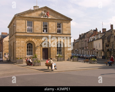 Oxfordshire Woodstock Market Place and former Town Hall Stock Photo