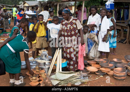 Street Hawkers selling Ghana- Black Stars souvenirs and football ...