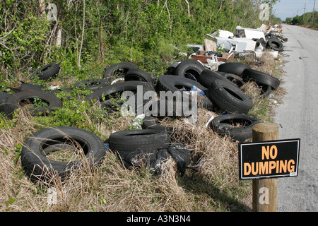 Miami Florida,Homestead,illegal dumping site,roadside,tires,appliances,trash,pollution,litter,trash,pollution,clutter,trash,FL060130448 Stock Photo
