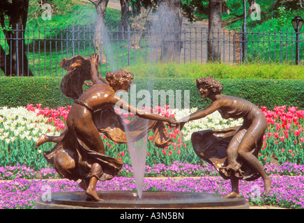 USA New York City Central Park The Conservatory Garden Three Dancing Maidens Fountain in the Spring