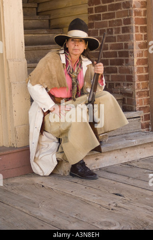 Miss Lilly lady gunslinger Stock Photo - Alamy