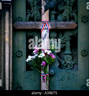 Patriotic grave in Montparnasse Cemetery in City of Paris In France In Europe Stock Photo