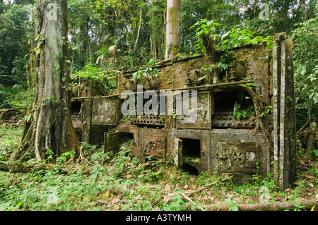 Panama, Darien National Park, Cana area, ruins of Espiritu Santo (Holy Ghost) Gold Mine, Mining equipment abandoned in jungle Stock Photo