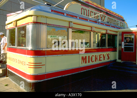 St Paul Minnesota The historic Mickey's railroad dining car. St Paul Minnesota MN USA Stock Photo