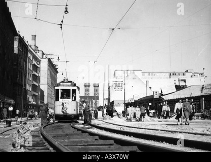 events, post-war period, destroyed cities, Munich, Bayer Street, circa 1947, streetcar, construction, reconstruction, Bavaria, Europe, American zone of occupation, Germany, 20th century, historic, historical, postwar, post war, Bayerstrasse, tram line 9, people, 1940s, Stock Photo