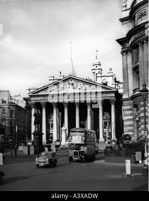 geography / travel, Great Britain, London, buildings, stock exchange, street scene, 1950s, Stock Photo
