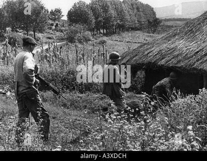 geography / travel, Congo, Simba uprising 1964 - 1965, mercenaries searching a village, December 1964, Stock Photo