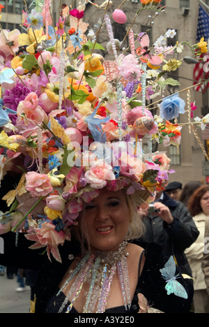 Reportage Easter parade New York City portrait Easter costume man wearing  Yakees baseball outfit and hat Stock Photo - Alamy