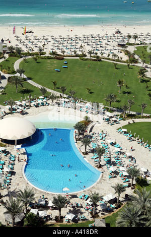 Garden and pool area of Le Royal Meridien hotel, Dubai, UAE. February 2007. Stock Photo