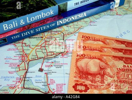 Map Denpasar Bali Lombok Indonesia Guidebook Rough Guide Bali Lombok Dive Sites Indonesia currency Indonesian rupiah Stock Photo