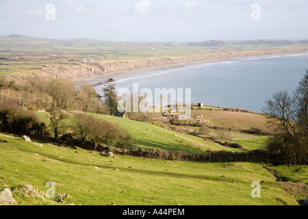 RHIW GWYNEDD NORTH WALES UK Looking down on Hells Mouth from across fields close to this small hamlet Stock Photo