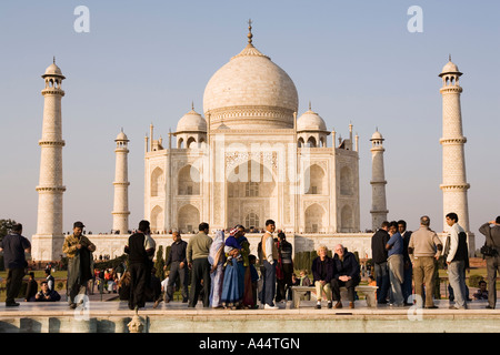 India Uttar Pradesh Agra Taj Mahal elderly western visitors sat on Dianas seat Stock Photo