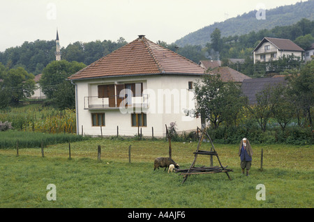 radovan karadzic sept 1990 a mosque in the countryside of eastern bosnia Stock Photo