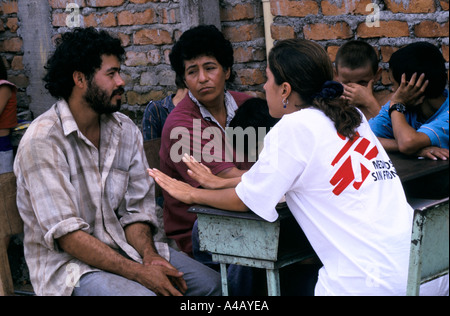 Earthquake in Colombia 1999 - Medicins Sans Frontieres provide some help to people in Calarca affected by the earthquake. Stock Photo
